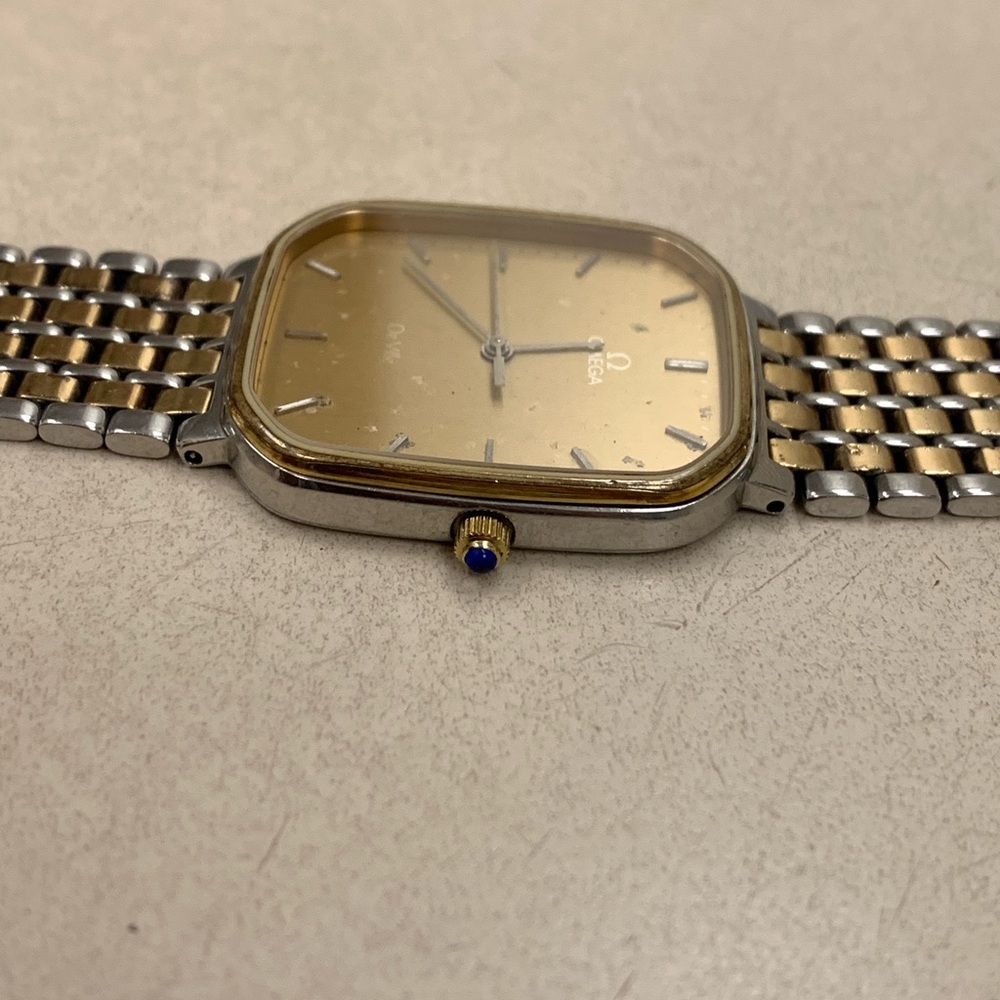omega vintage watch quarts